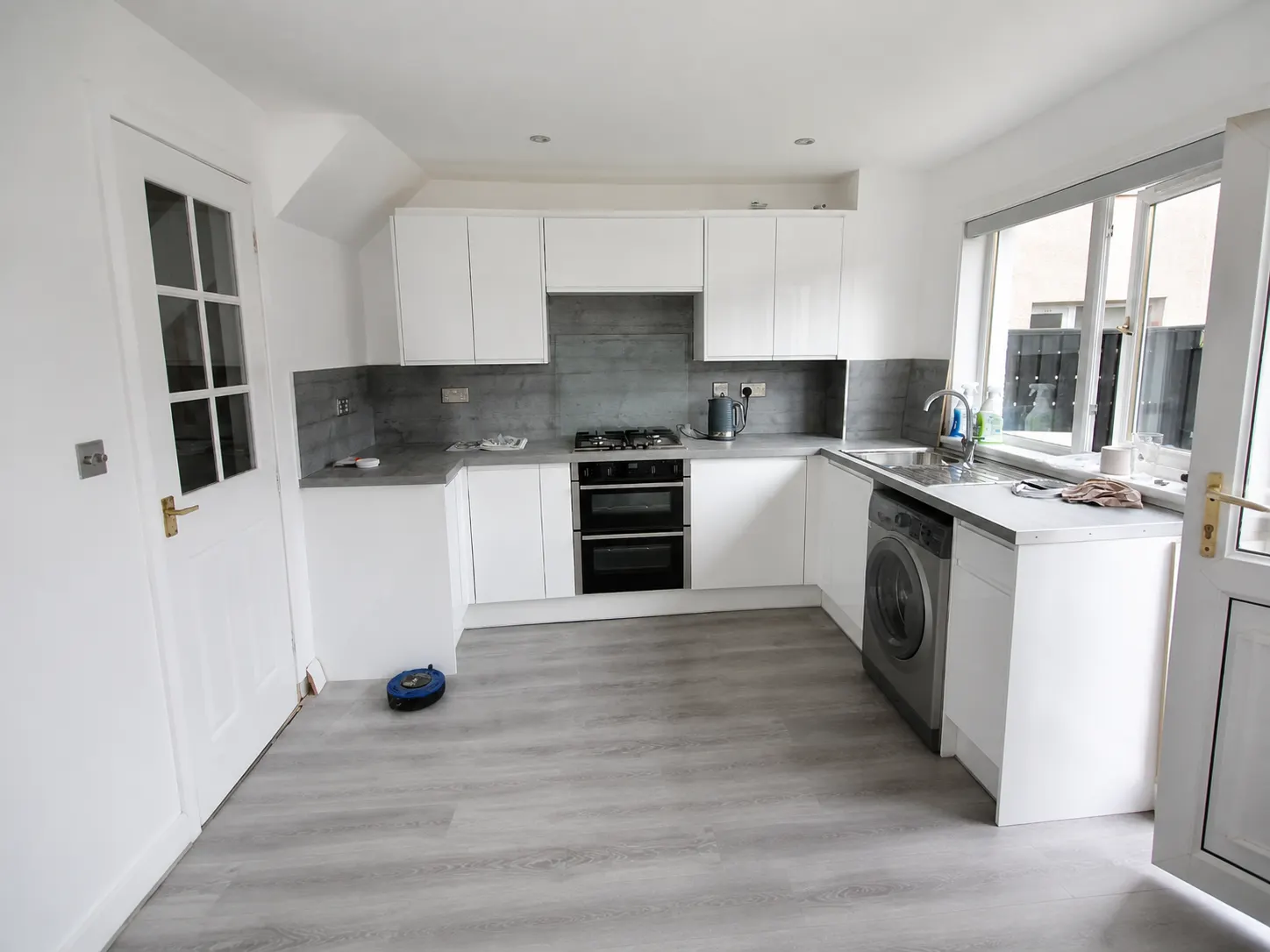 Fitted kitchen with units and worktop installed in an Edinburgh home